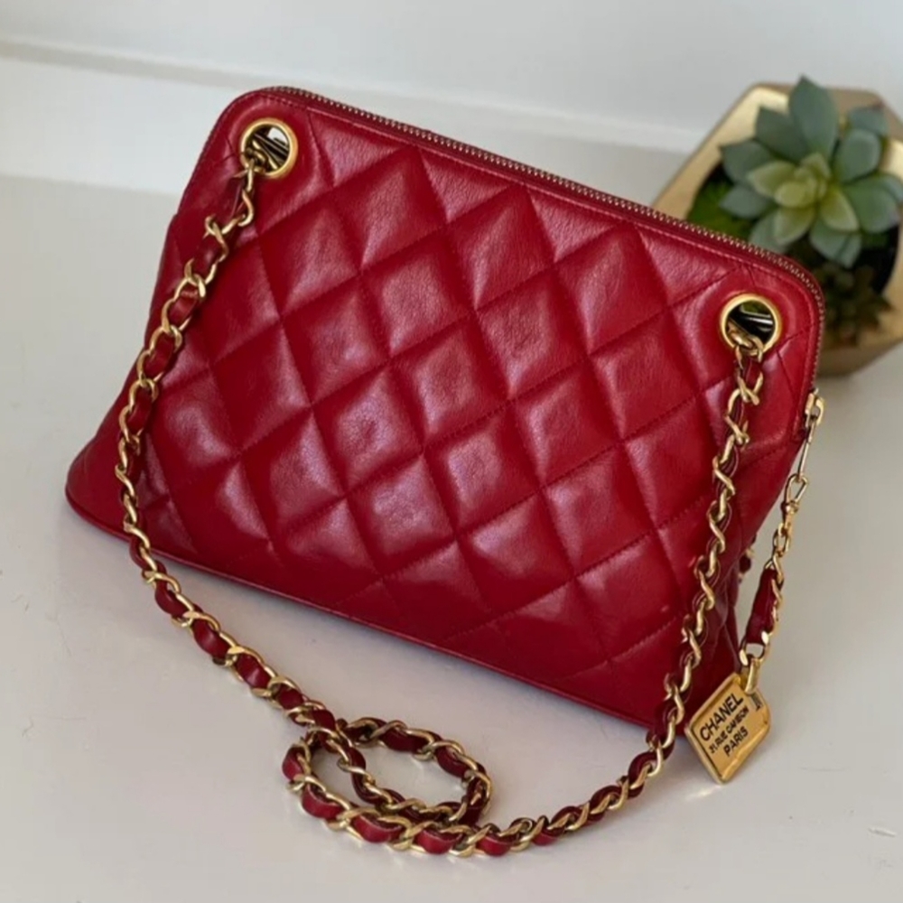 SOLD Authentic Chanel Vintage Red shoulder bag